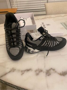 Balmain Women Black & Silver Metallic Accent Sneakers